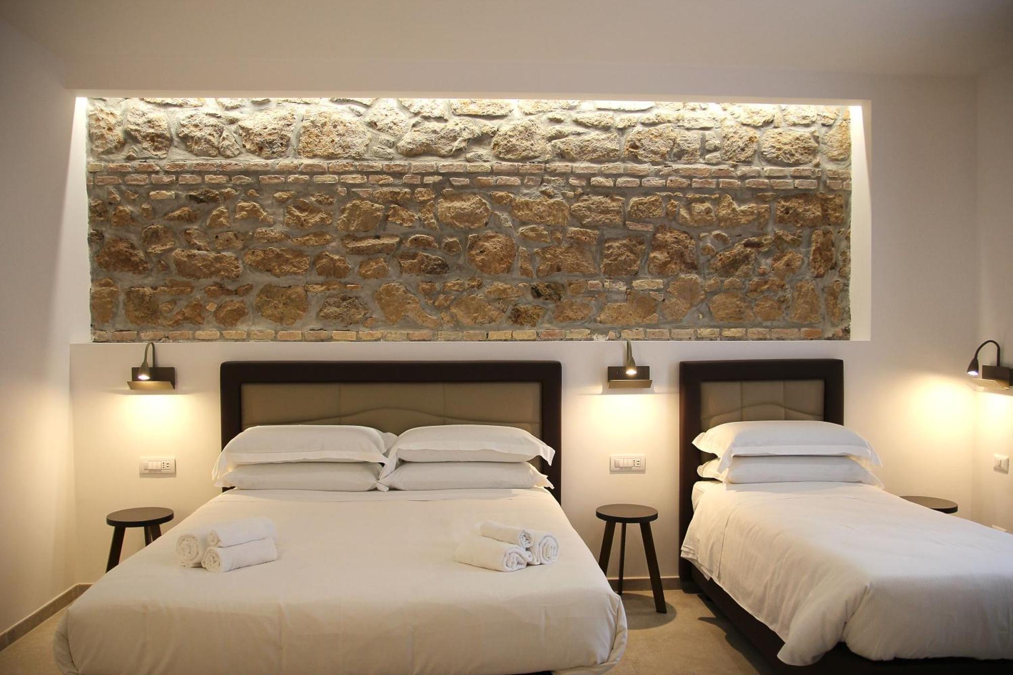 Joyful 148 Luxury Guest House Powered By Joyful Termini Boutique Guest House Рим Екстер'єр фото