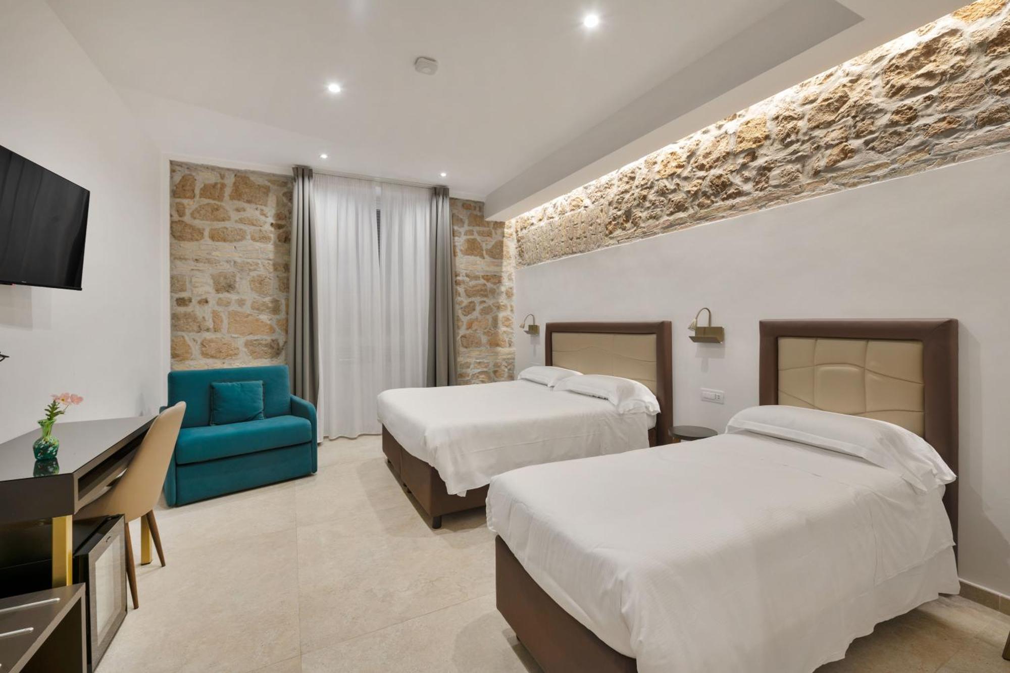 Joyful 148 Luxury Guest House Powered By Joyful Termini Boutique Guest House Рим Екстер'єр фото
